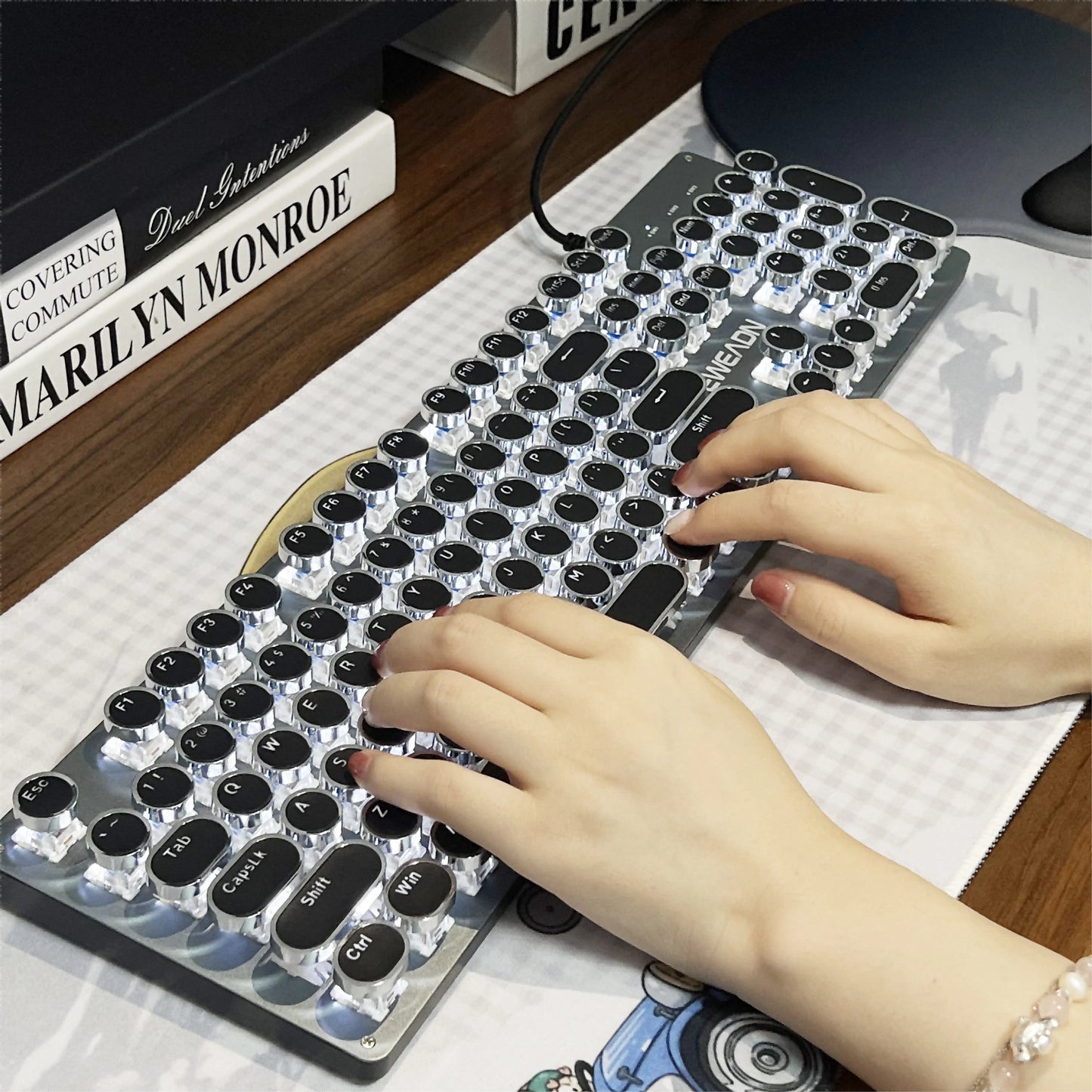 Typewriter Mechanical Gaming Keyboard with LED Backlighting